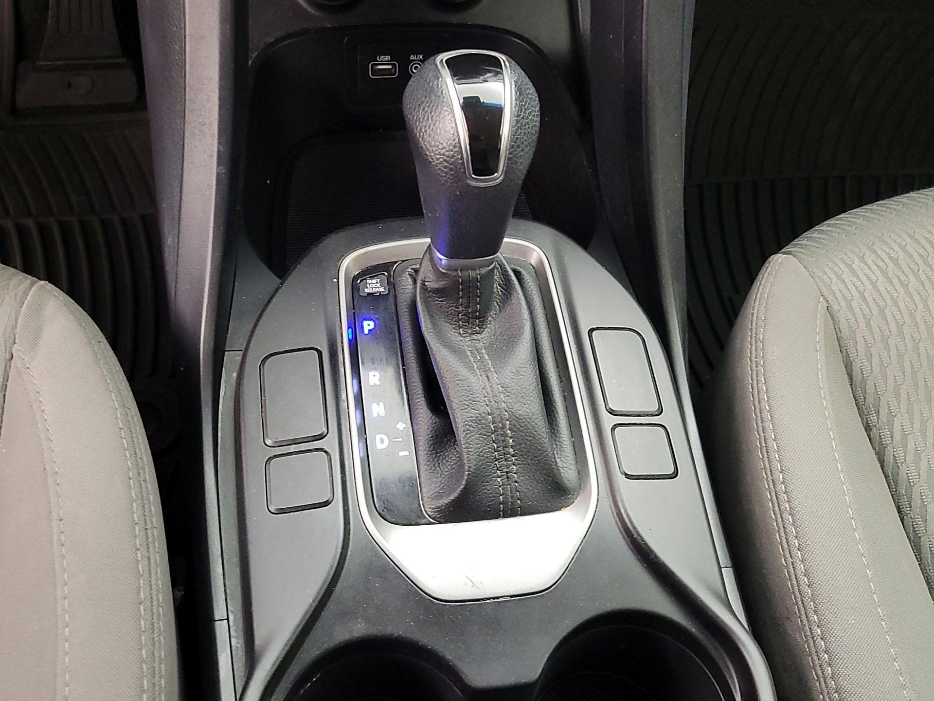 Thumbnail: 2018 Hyundai Santa Fe - 17