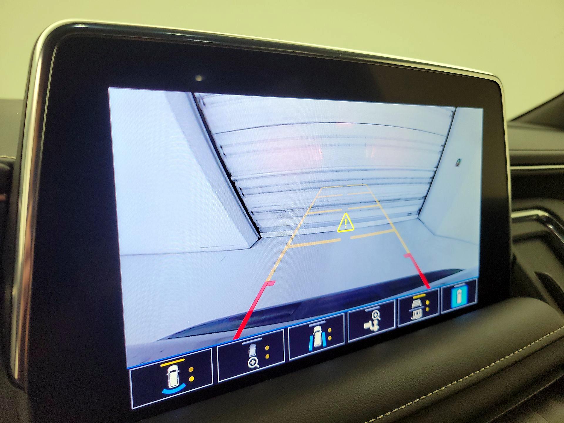 Thumbnail: 2021 GMC Yukon - 14