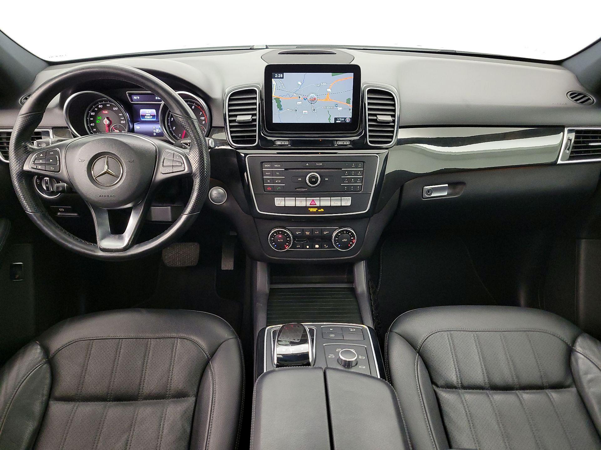 Thumbnail: 2017 Mercedes-Benz GLE - 9