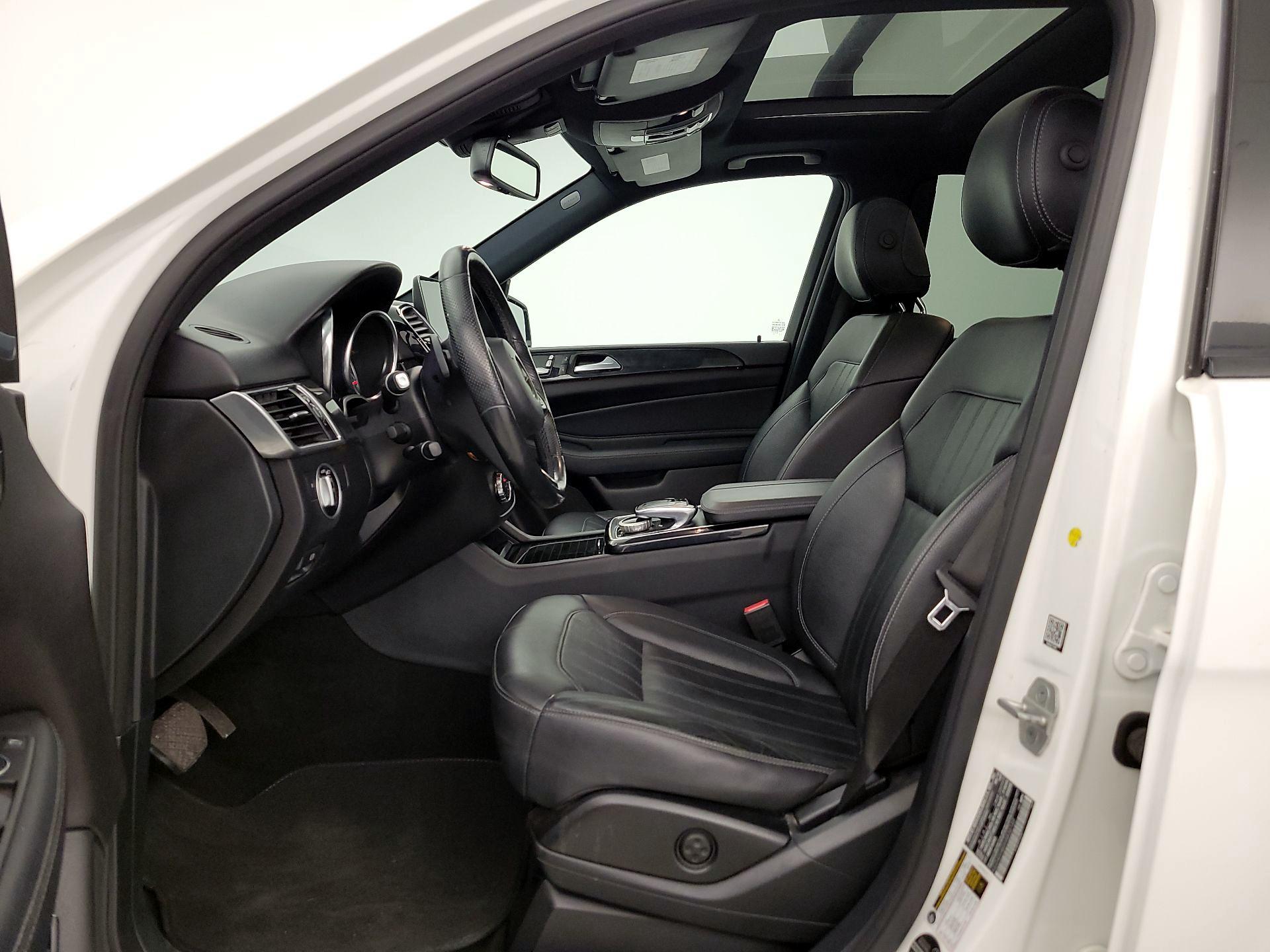 Thumbnail: 2017 Mercedes-Benz GLE - 11