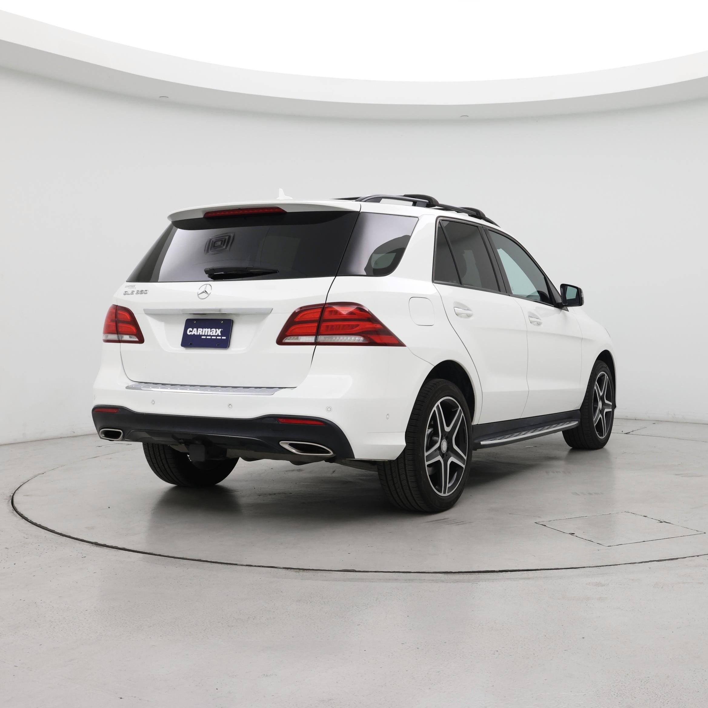 Thumbnail: 2017 Mercedes-Benz GLE - 8