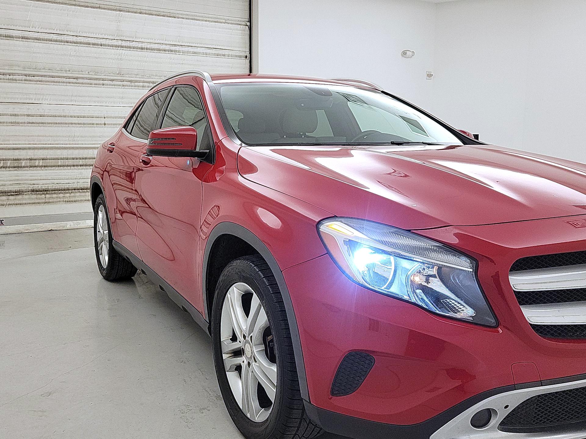 Thumbnail: 2015 Mercedes-Benz GLA - 1