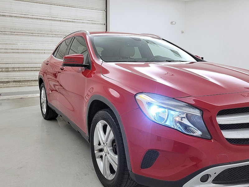 2015 Mercedes-Benz GLA250 null