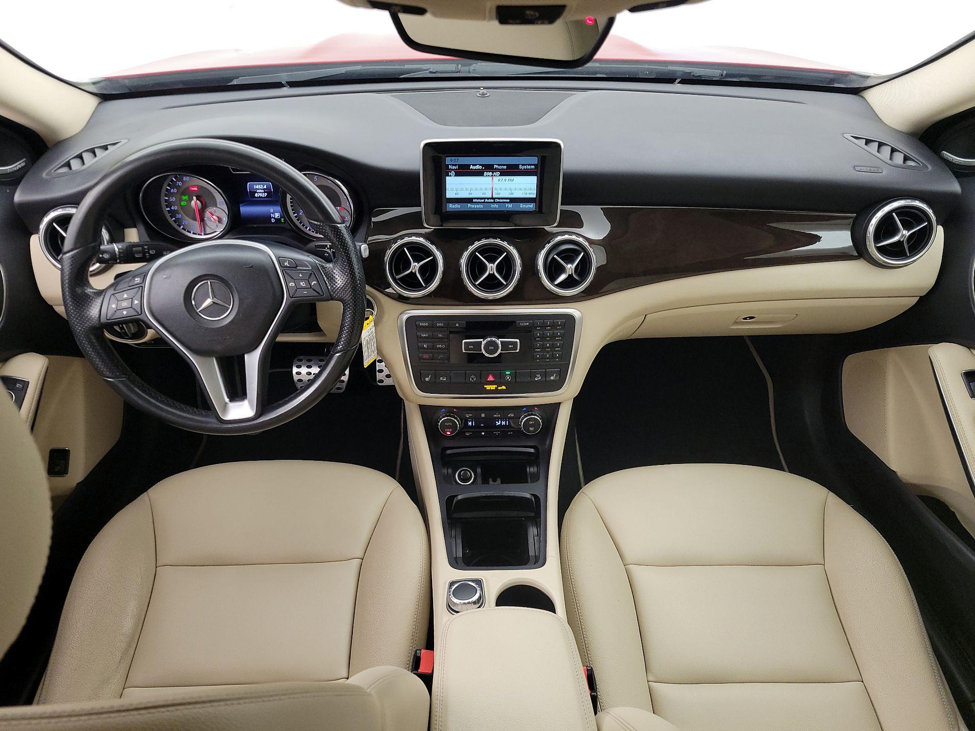 Thumbnail: 2015 Mercedes-Benz GLA - 8