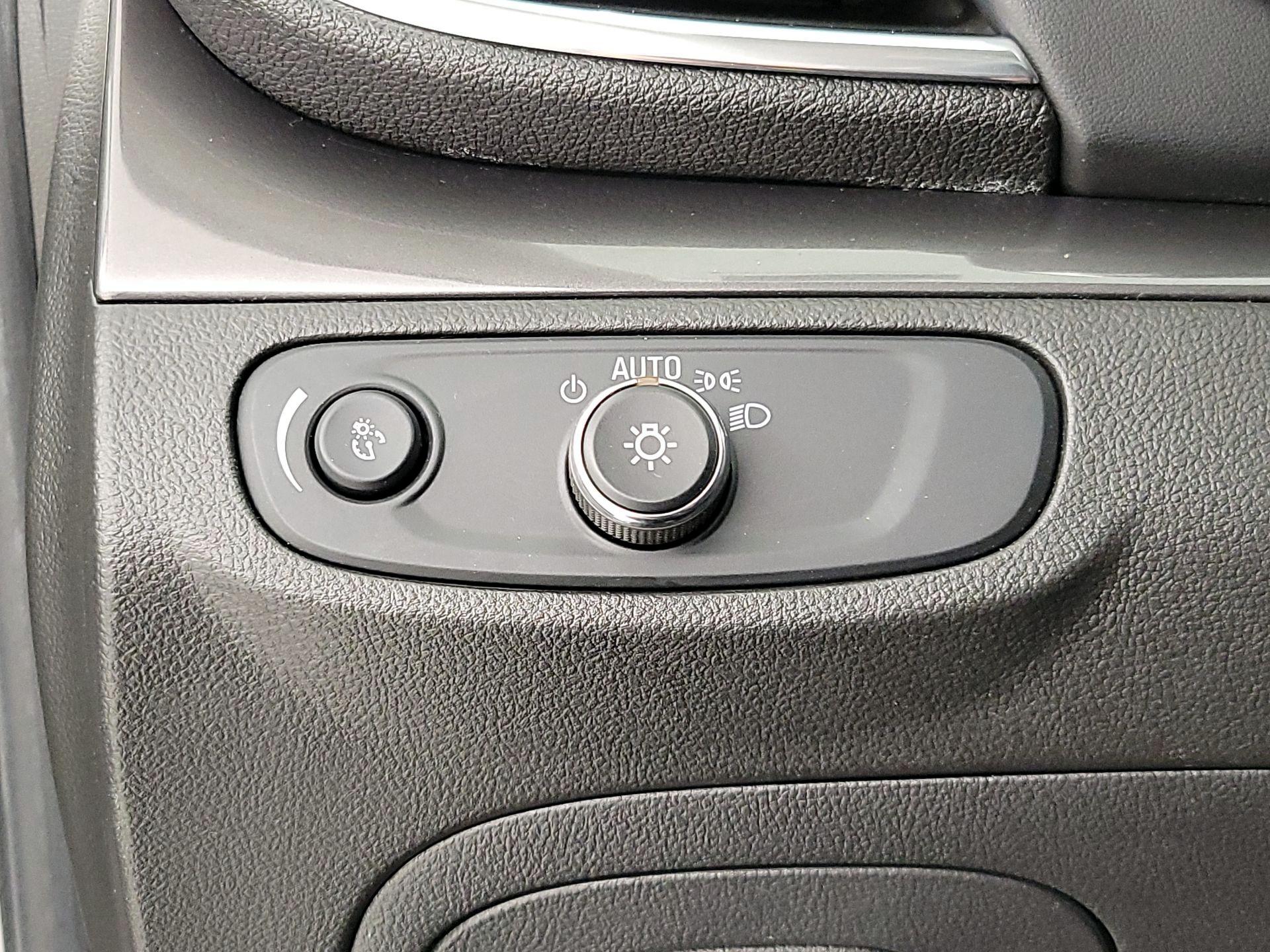 Thumbnail: 2017 Buick Encore - 13