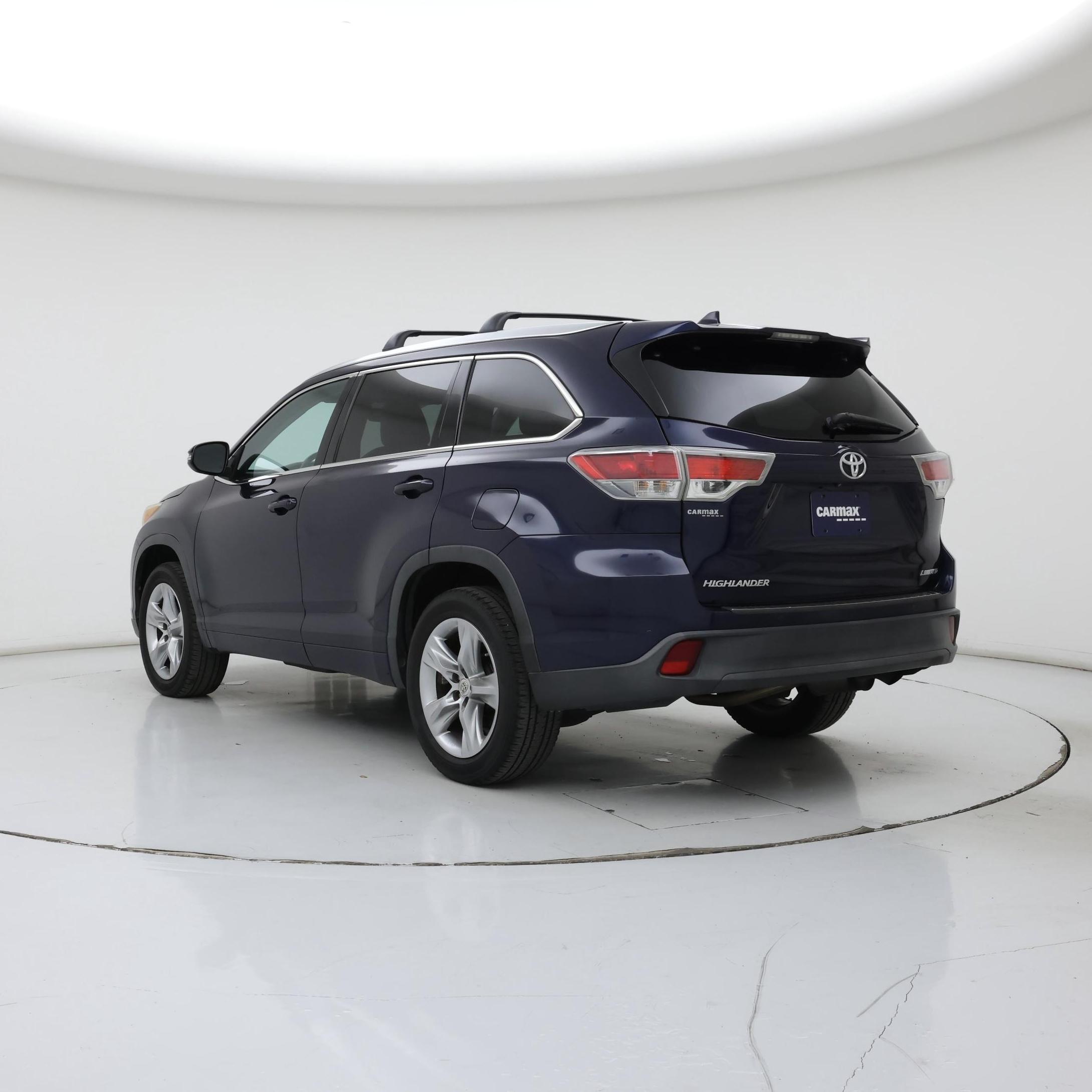 Thumbnail: 2015 Toyota Highlander - 2
