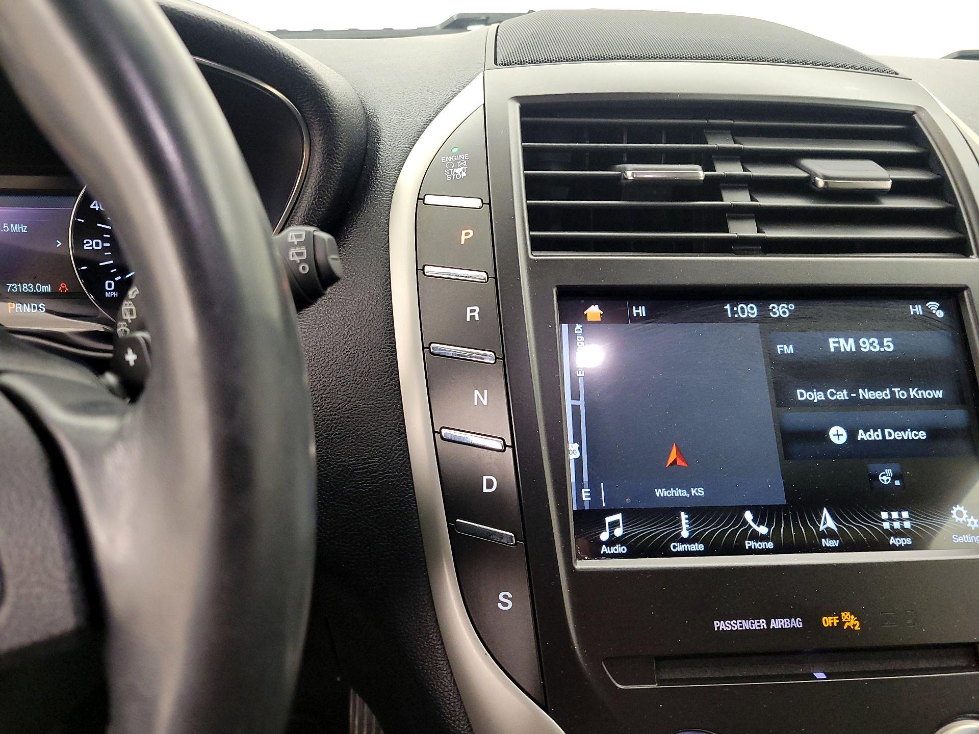 Thumbnail: 2019 Lincoln MKC - 16