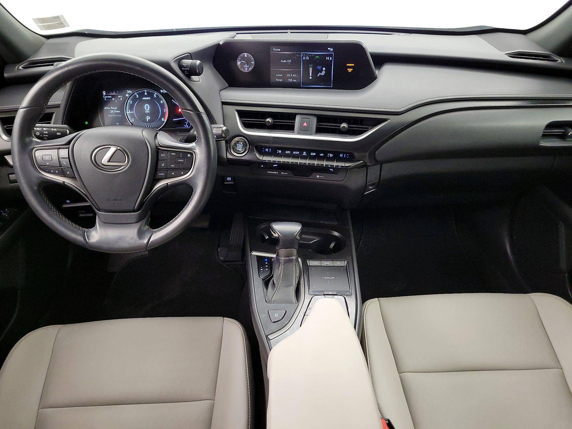 Thumbnail: 2019 Lexus UX - 9