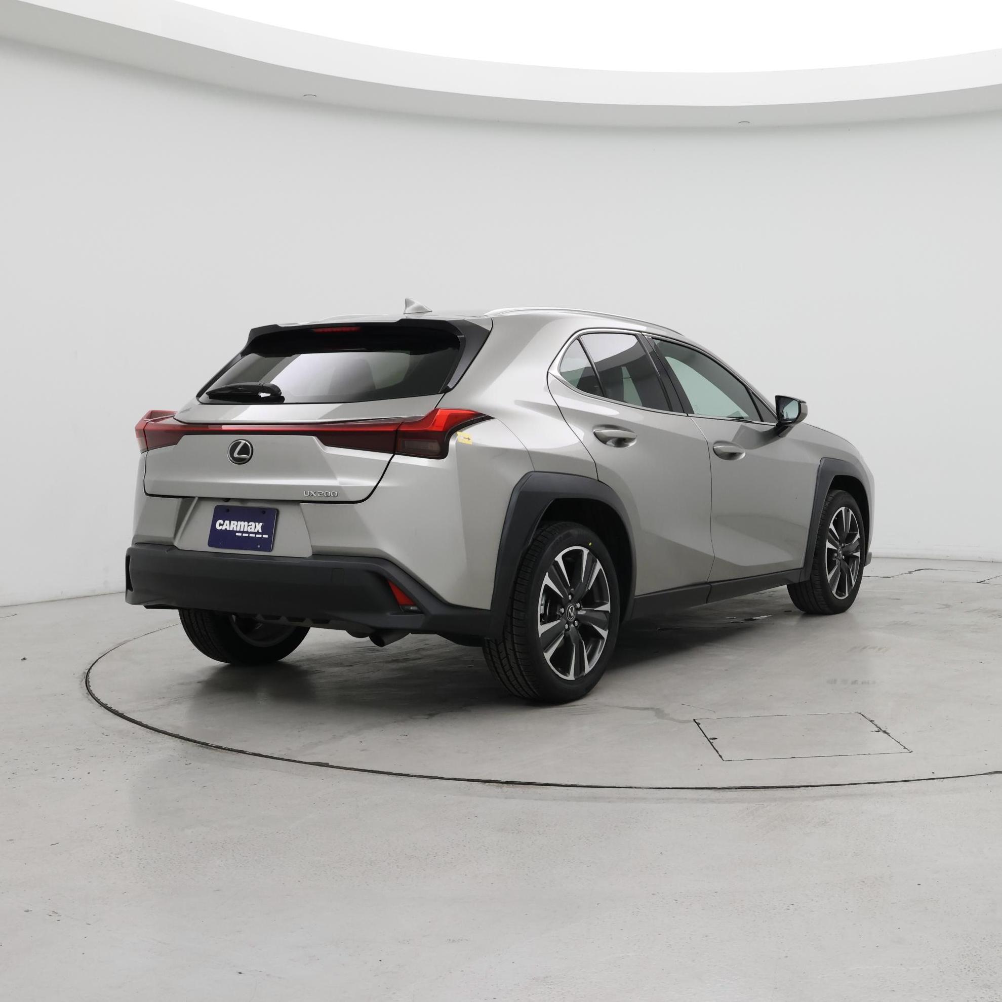 Thumbnail: 2019 Lexus UX - 8