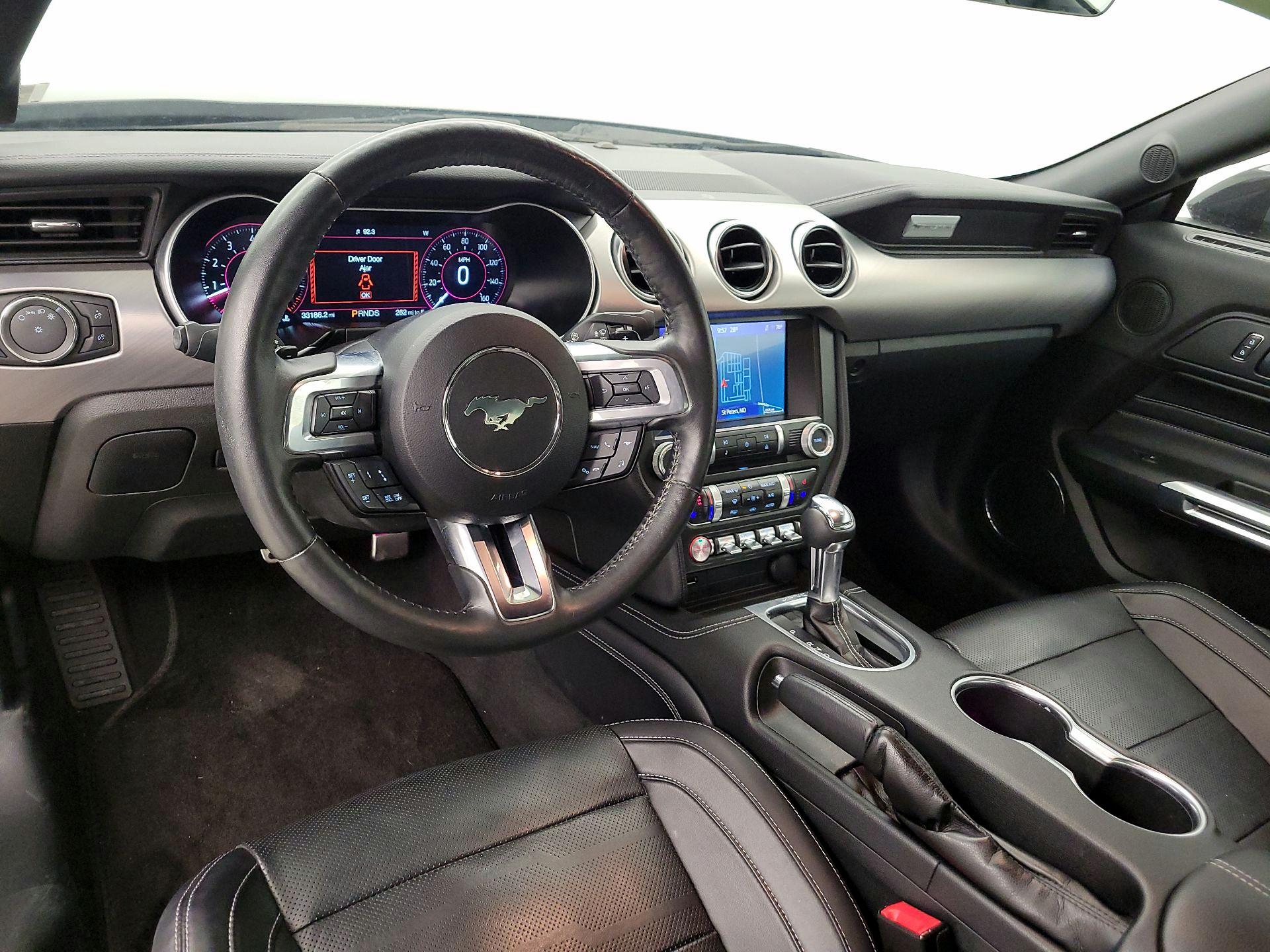 Thumbnail: 2022 Ford Mustang - 9