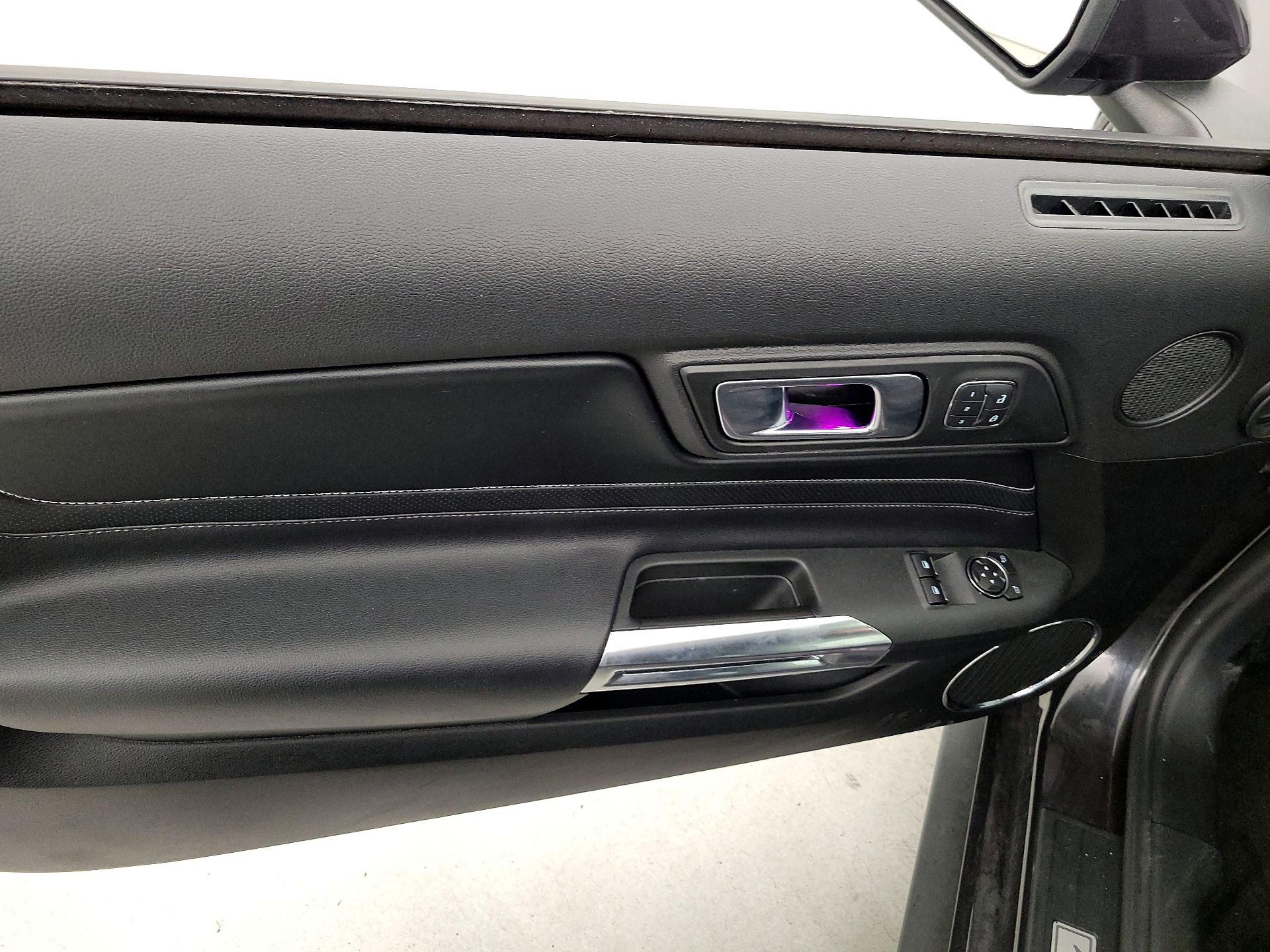 Thumbnail: 2022 Ford Mustang - 12