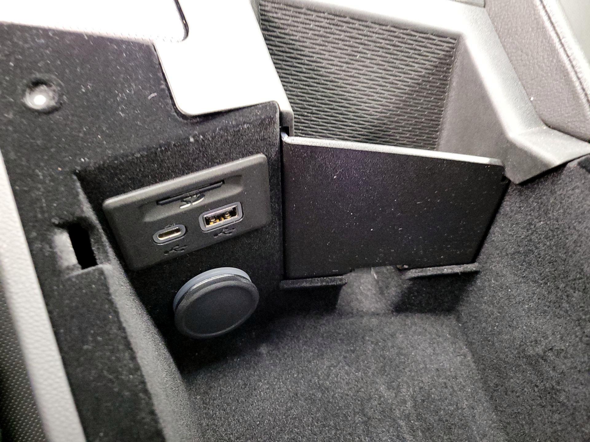 Thumbnail: 2021 Cadillac CT5 - 19