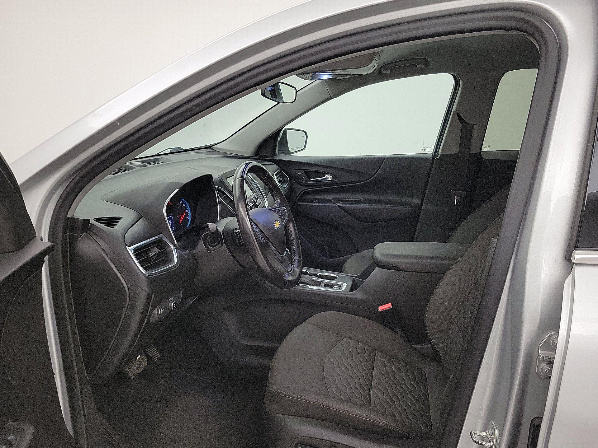 Thumbnail: 2018 Chevrolet Equinox - 11