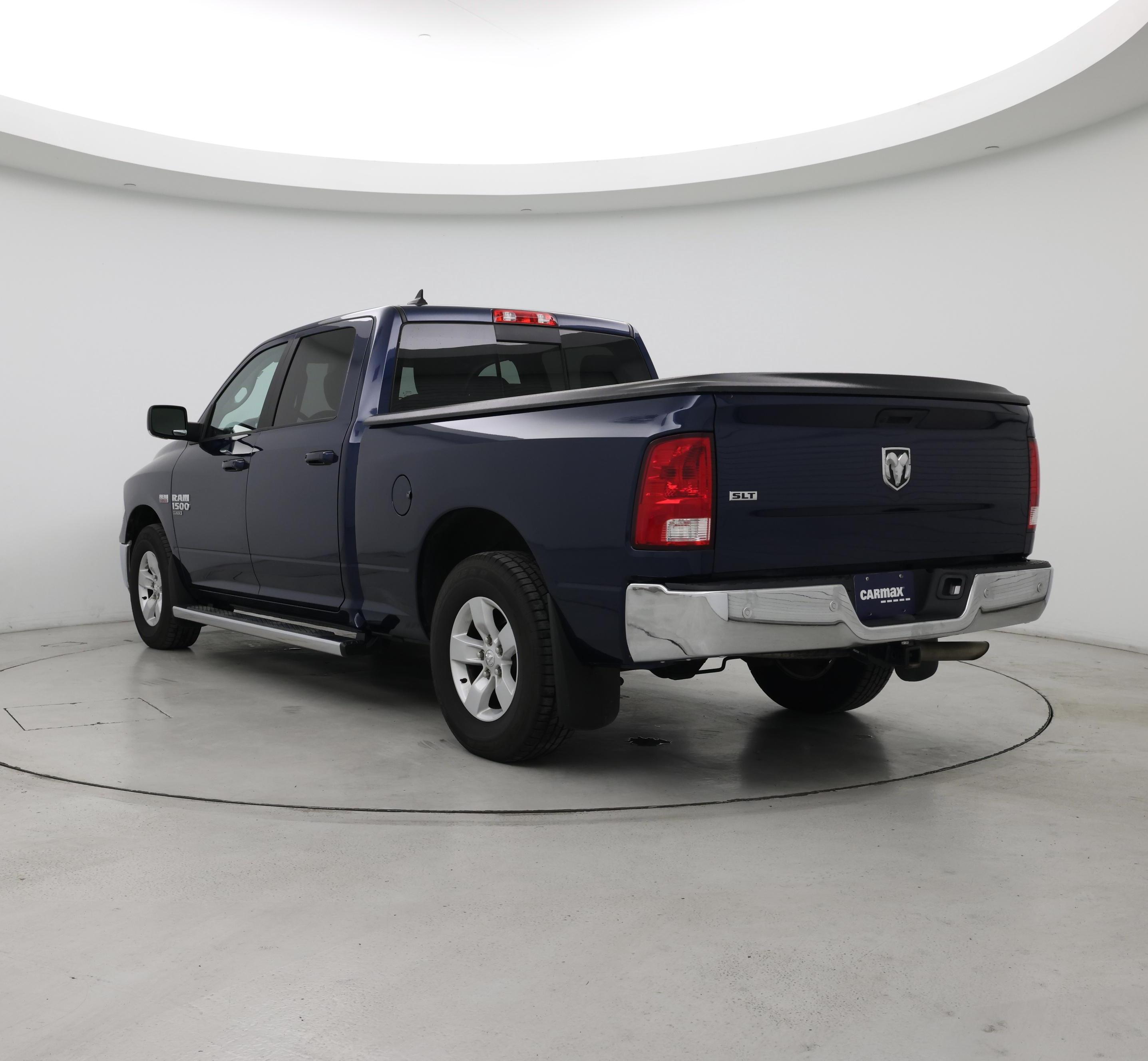 Thumbnail: 2020 RAM 1500 Classic - 2