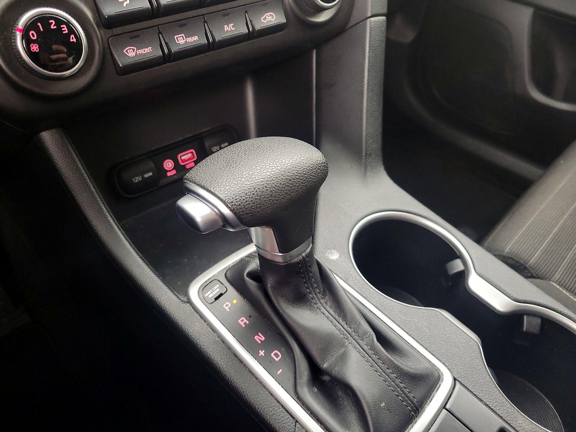 Thumbnail: 2018 Kia Sportage - 17