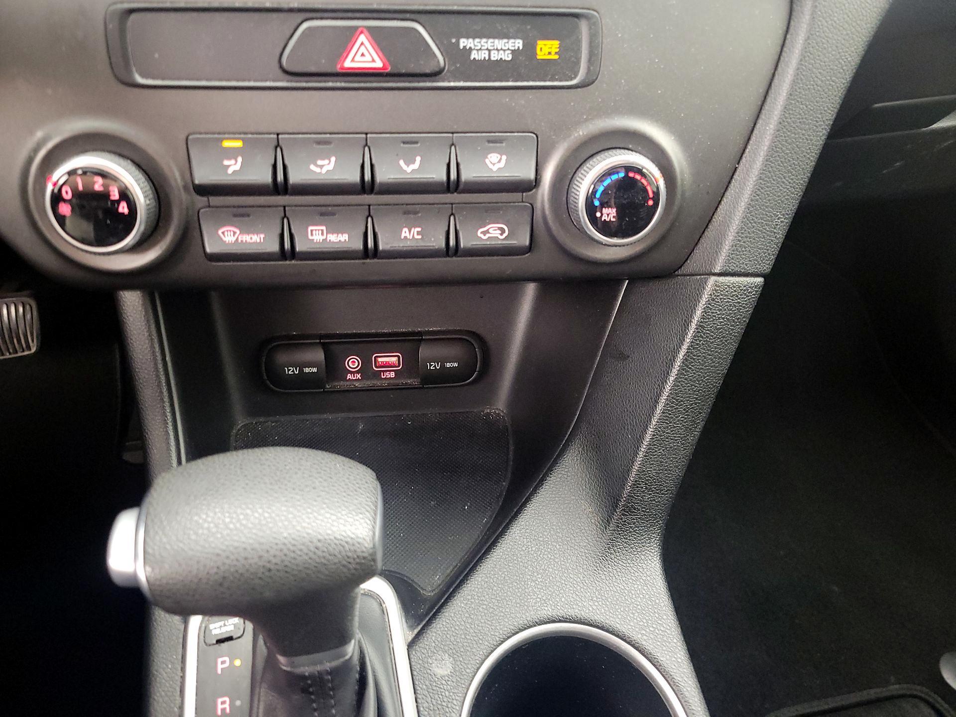 Thumbnail: 2018 Kia Sportage - 18