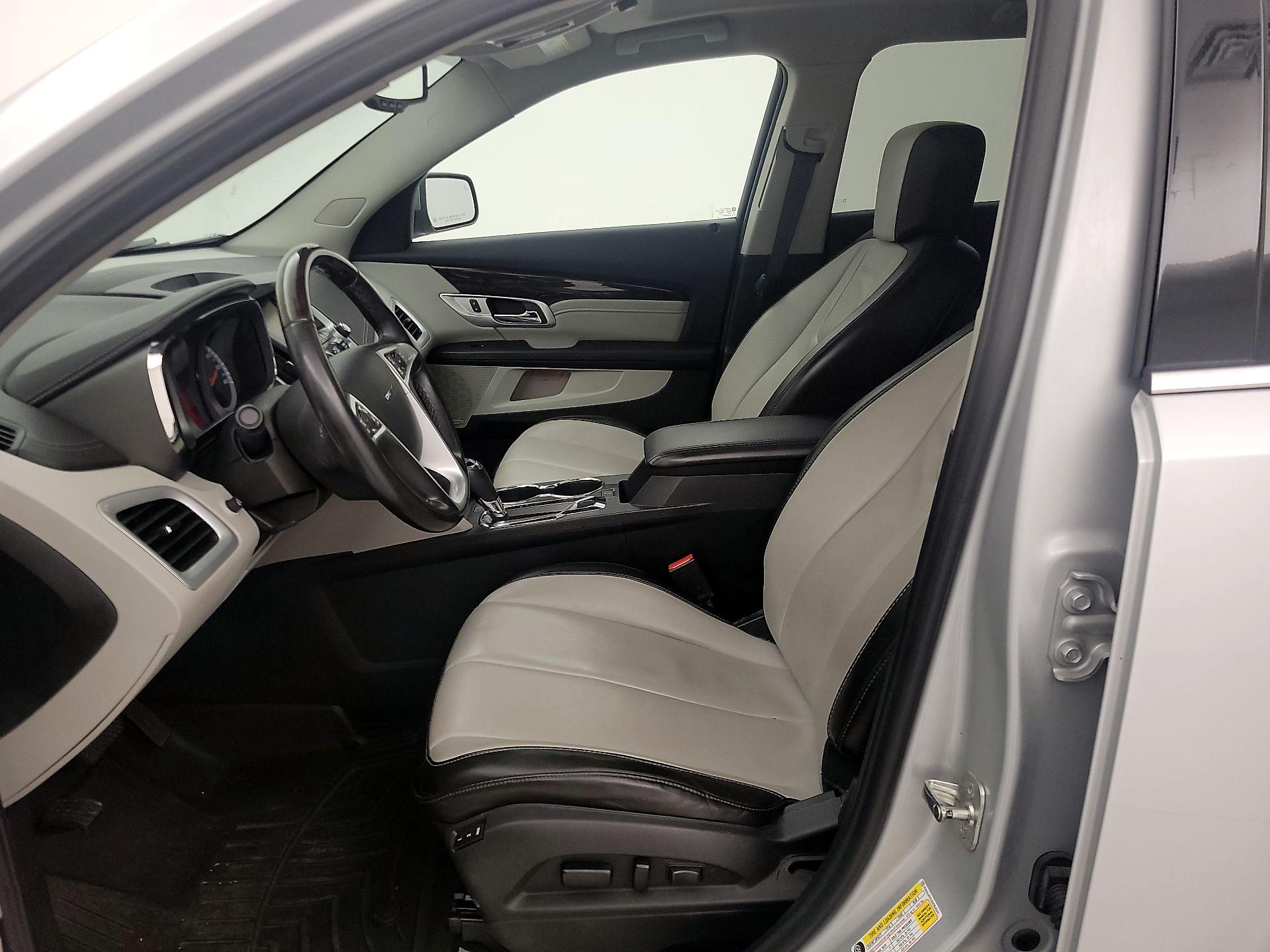 Thumbnail: 2016 GMC Terrain - 11