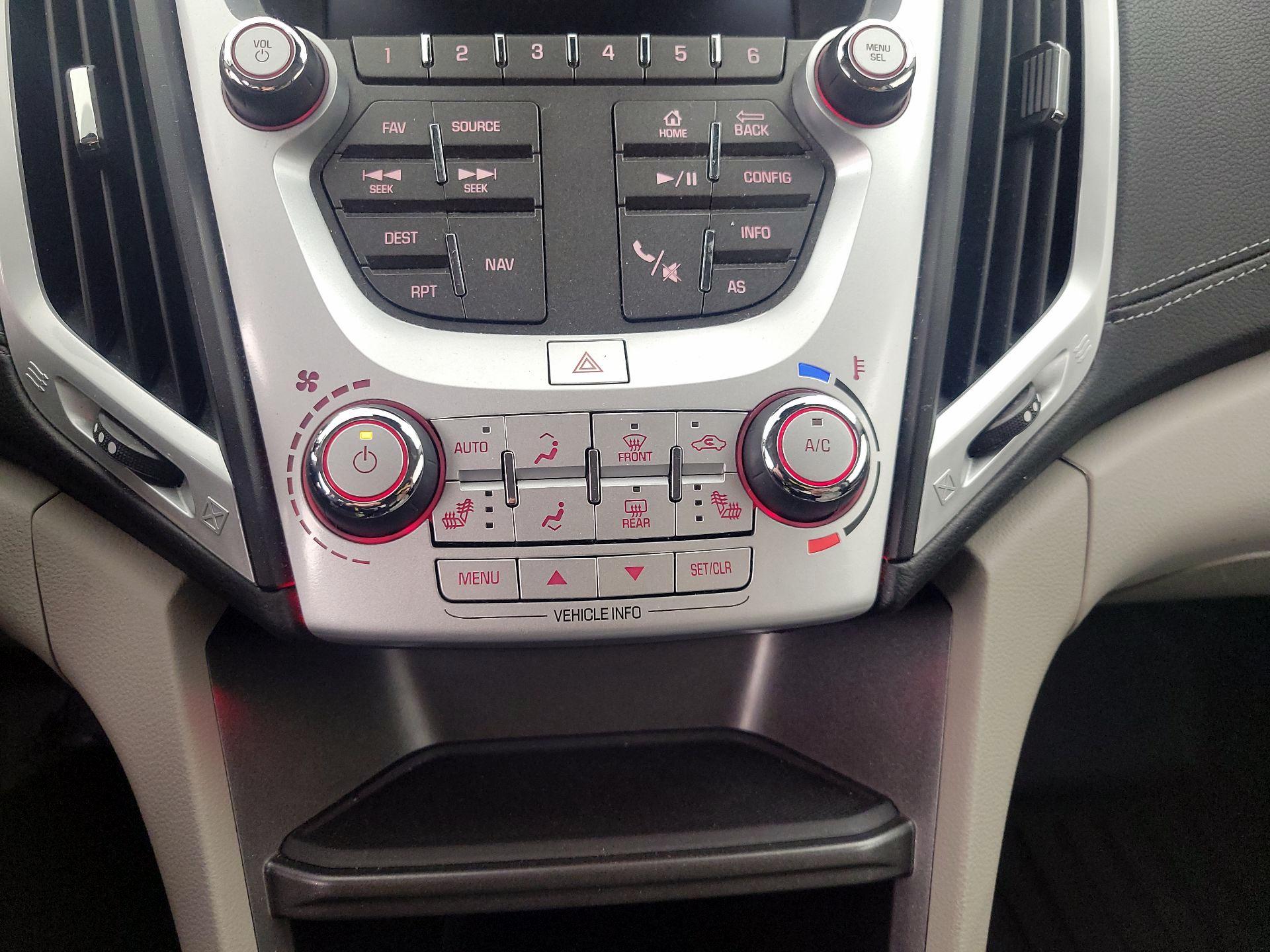 Thumbnail: 2016 GMC Terrain - 17