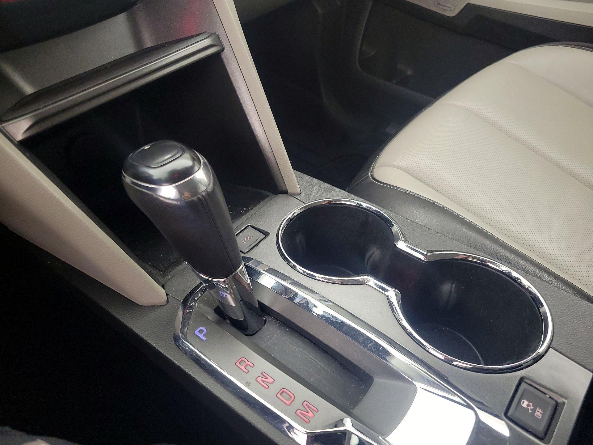 Thumbnail: 2016 GMC Terrain - 18