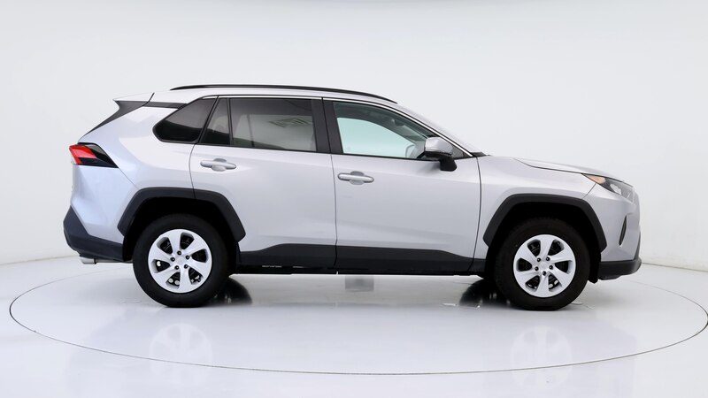 2021 Toyota RAV4 LE 7