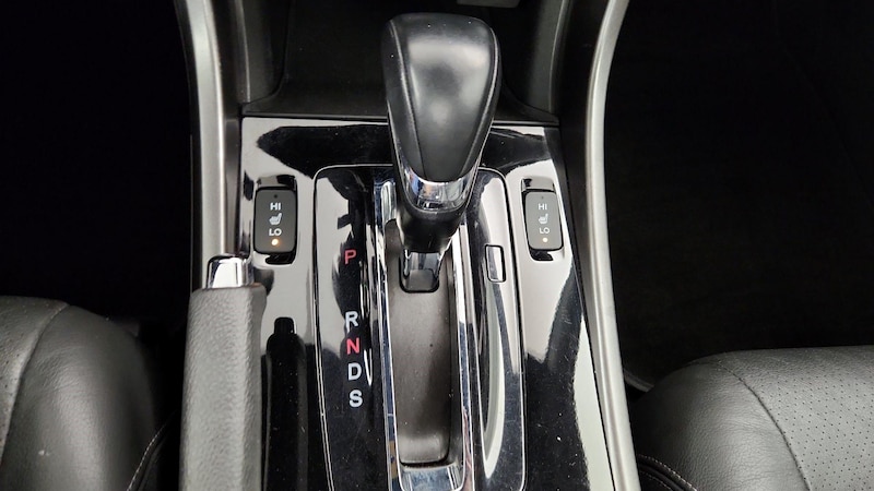 2017 Honda Accord Touring 17