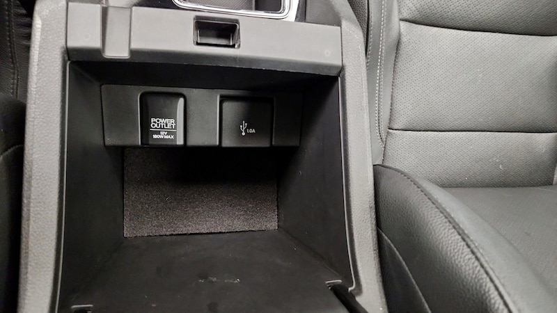 2017 Honda Accord Touring 18