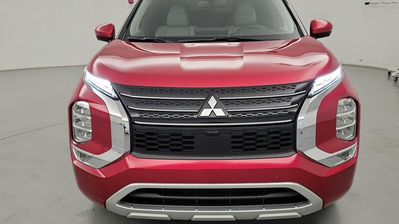 2022 Mitsubishi Outlander SEL 2