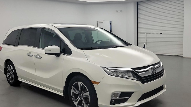 2018 Honda Odyssey Touring Hero Image