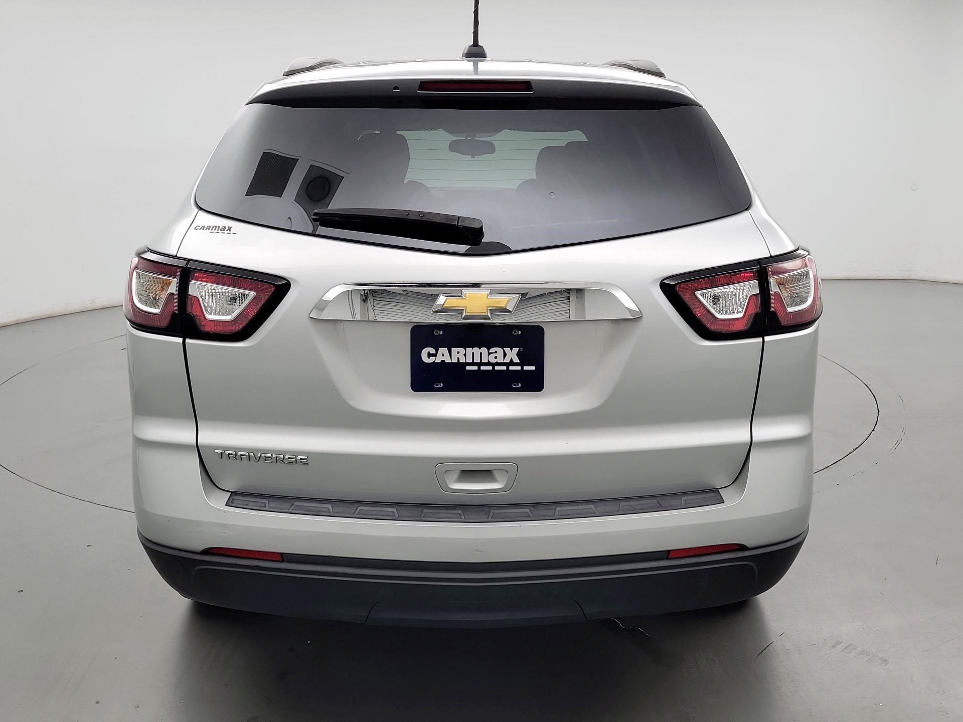 Thumbnail: 2017 Chevrolet Traverse - 6