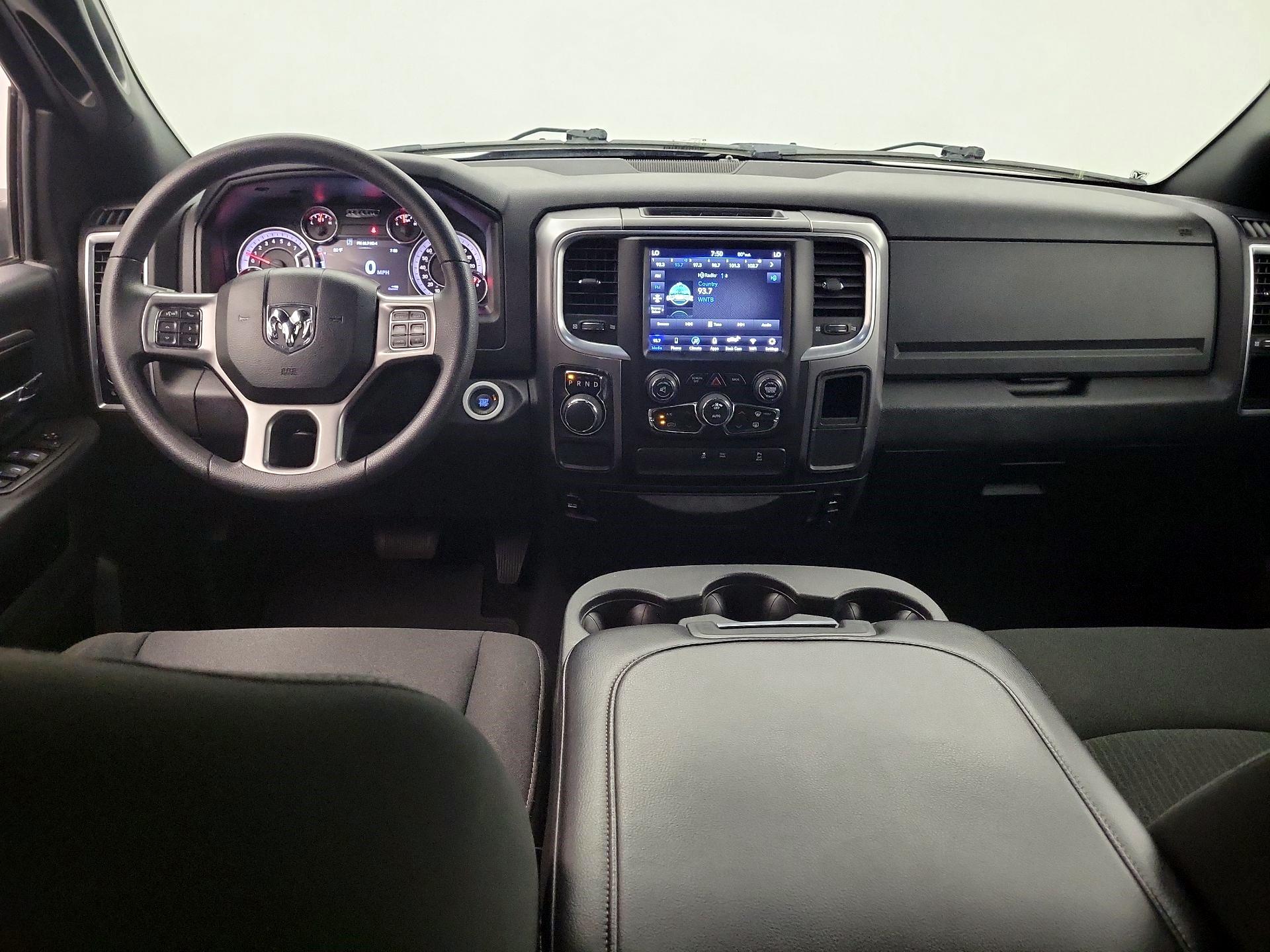 Thumbnail: 2021 RAM 1500 Classic - 8