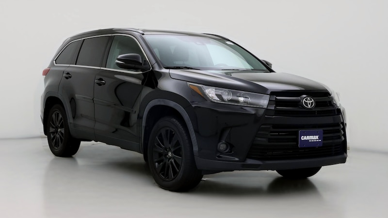 2019 Toyota Highlander SE Hero Image