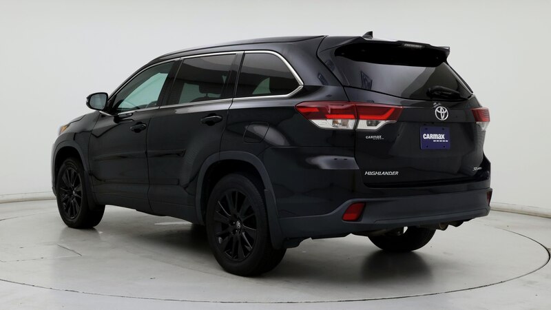 2019 Toyota Highlander SE 2