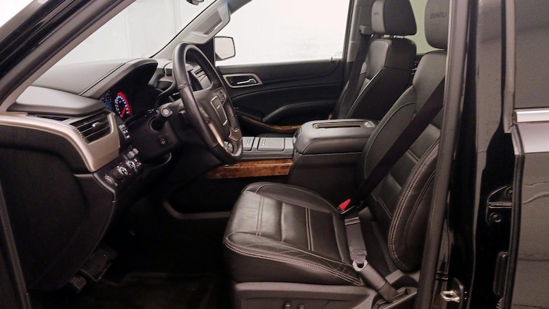 2015 GMC Yukon Denali 11