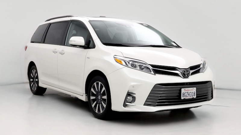 2019 Toyota Sienna Limited Hero Image