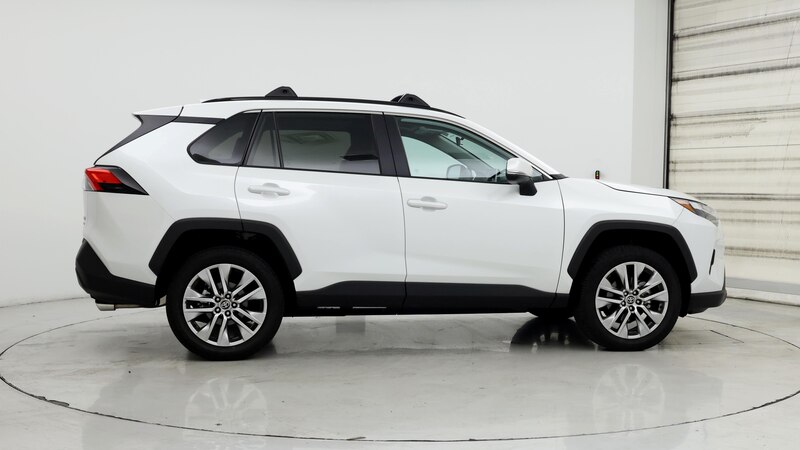 2024 Toyota RAV4 XLE Premium 7