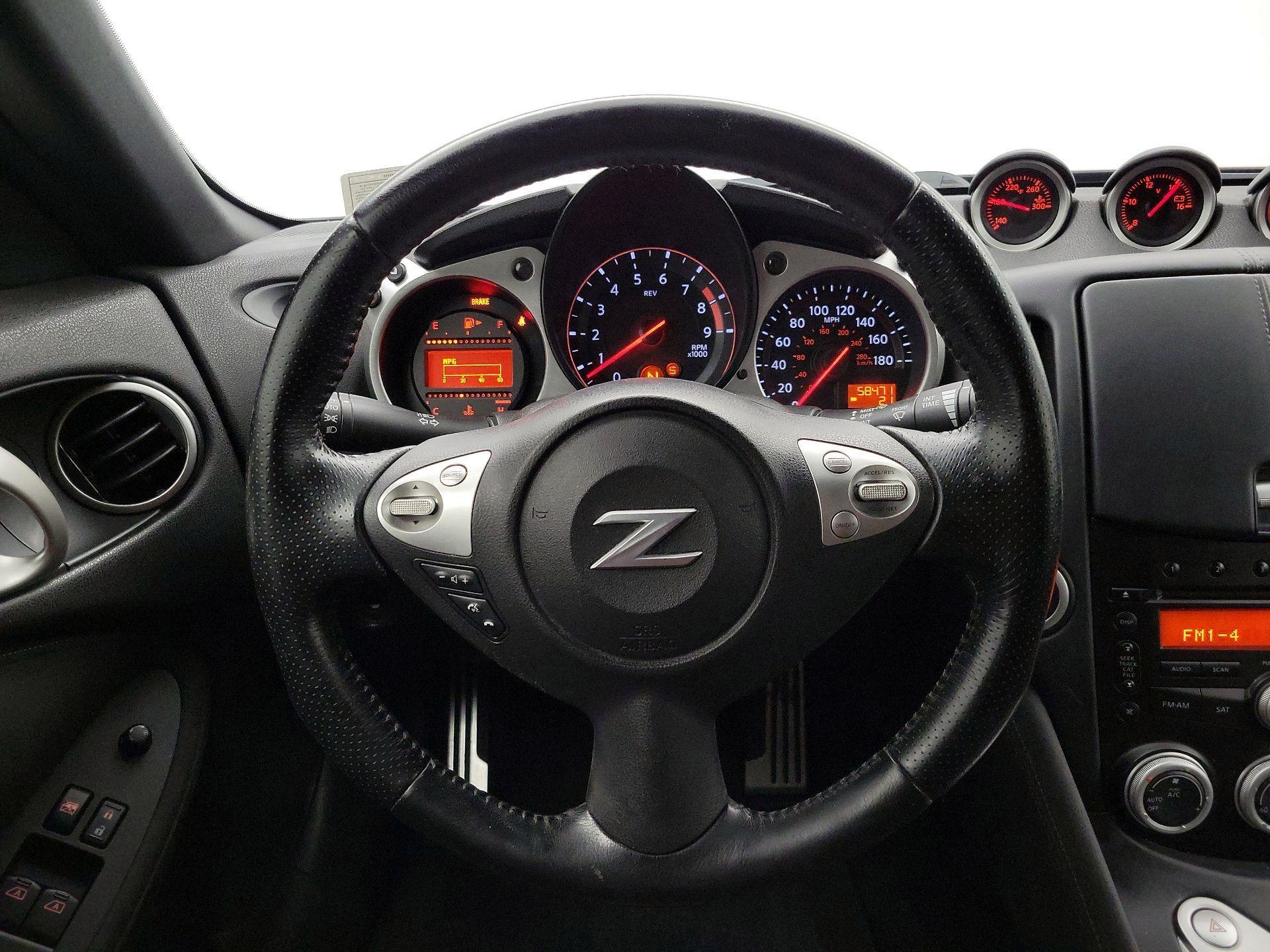 Thumbnail: 2014 Nissan Z - 10