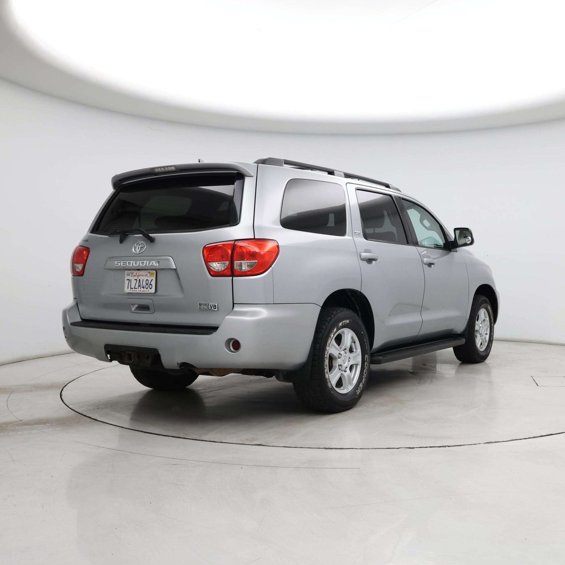 Thumbnail: 2014 Toyota Sequoia - 8