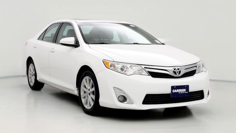 2013 Toyota Camry XLE Hero Image