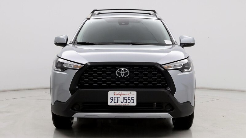 2022 Toyota Corolla Cross LE 5