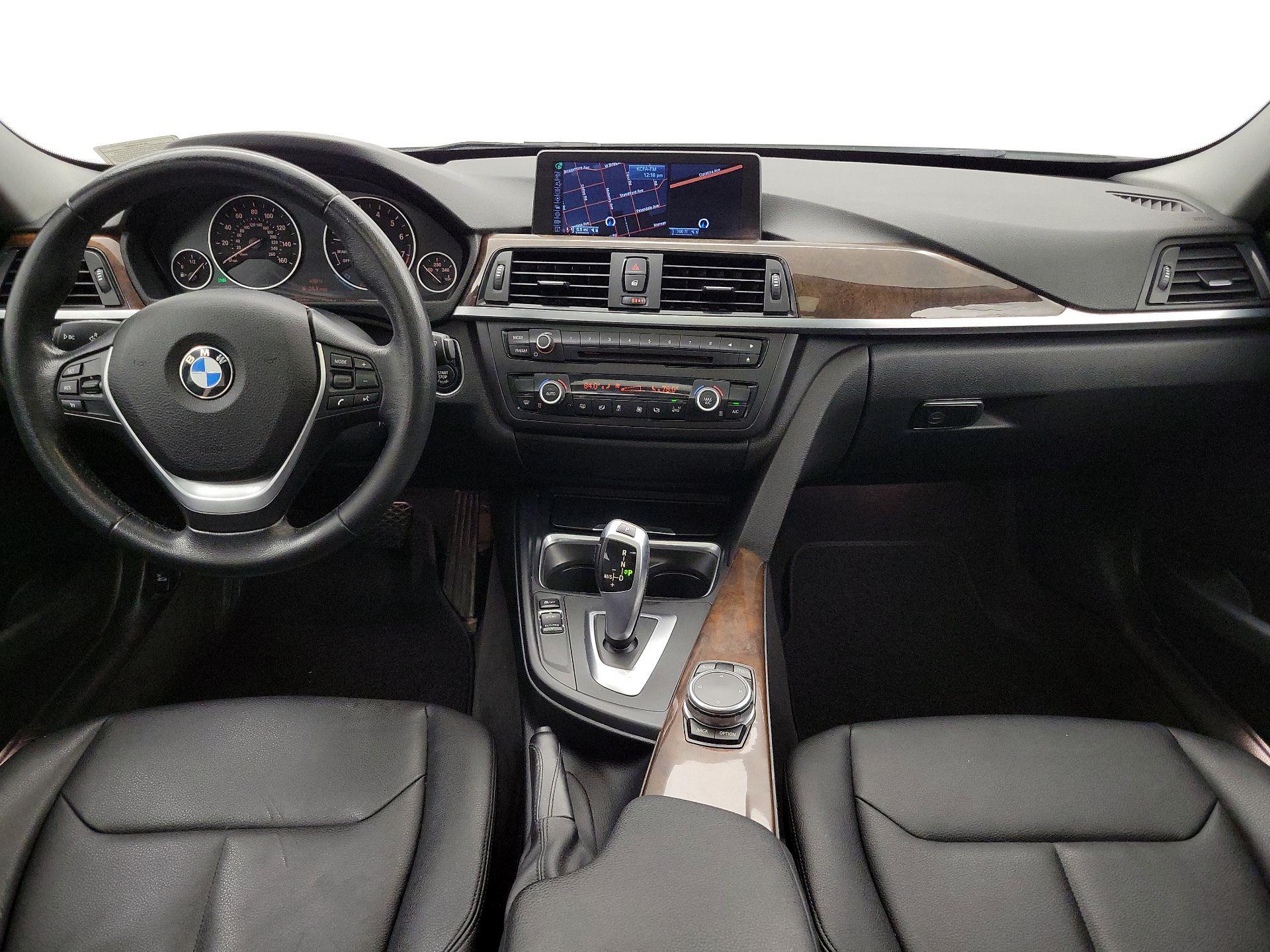 Thumbnail: 2015 BMW 3 Series - 9