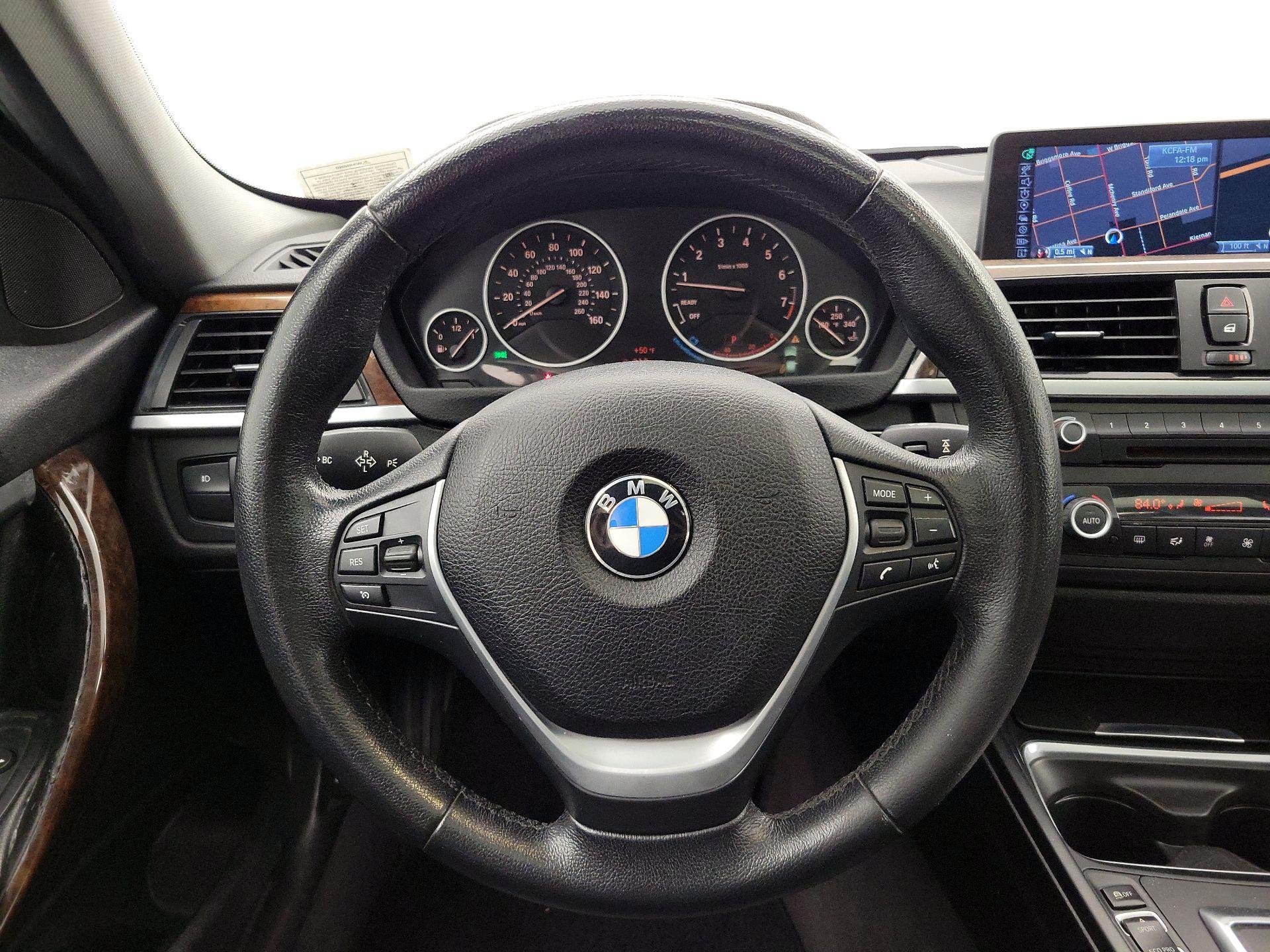 Thumbnail: 2015 BMW 3 Series - 10
