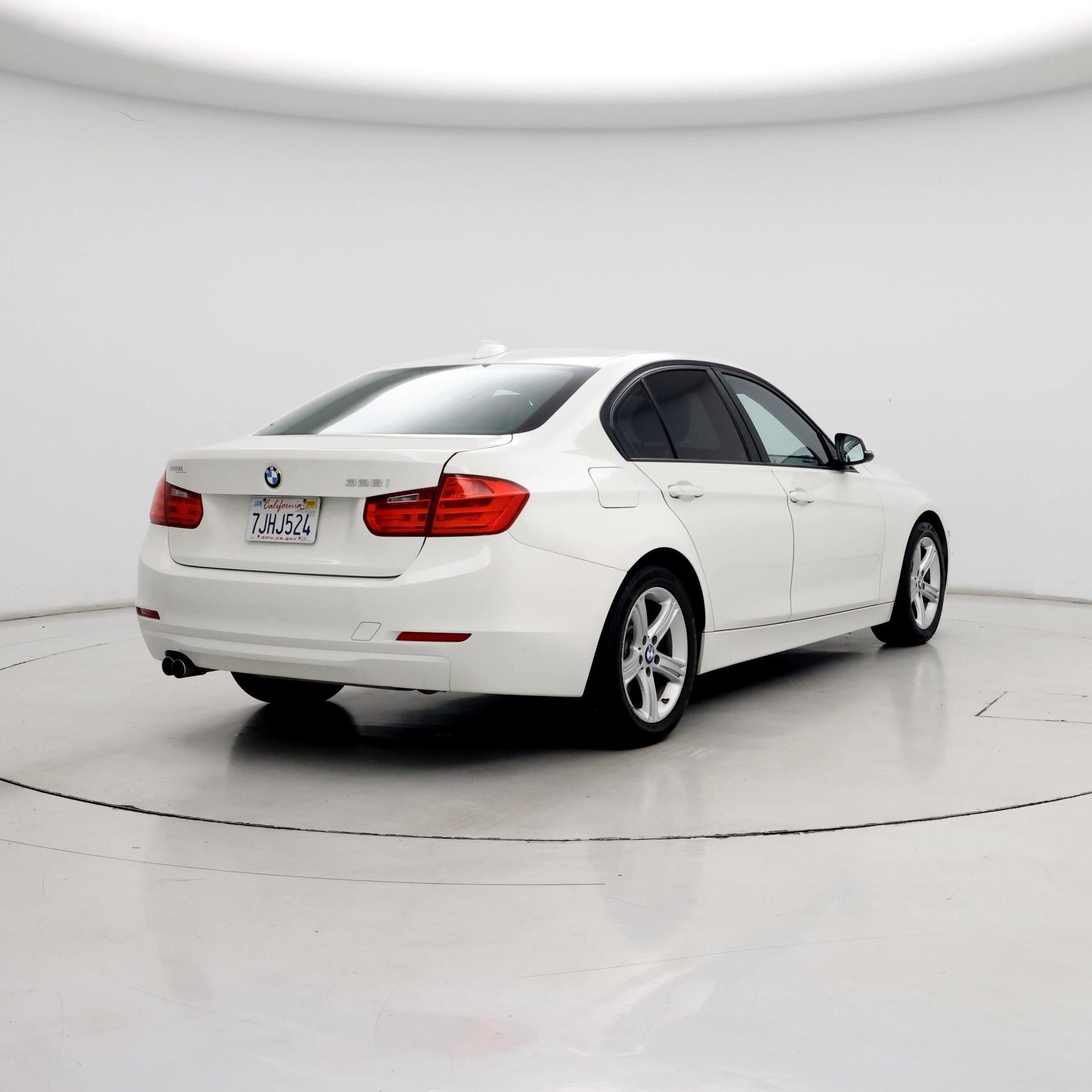 Thumbnail: 2015 BMW 3 Series - 8