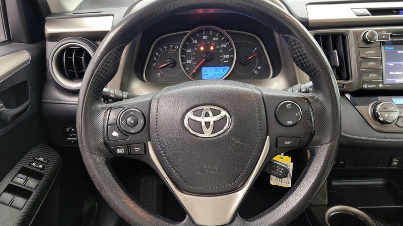 2015 Toyota RAV4 XLE 10