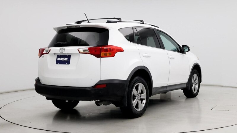 2015 Toyota RAV4 XLE 8