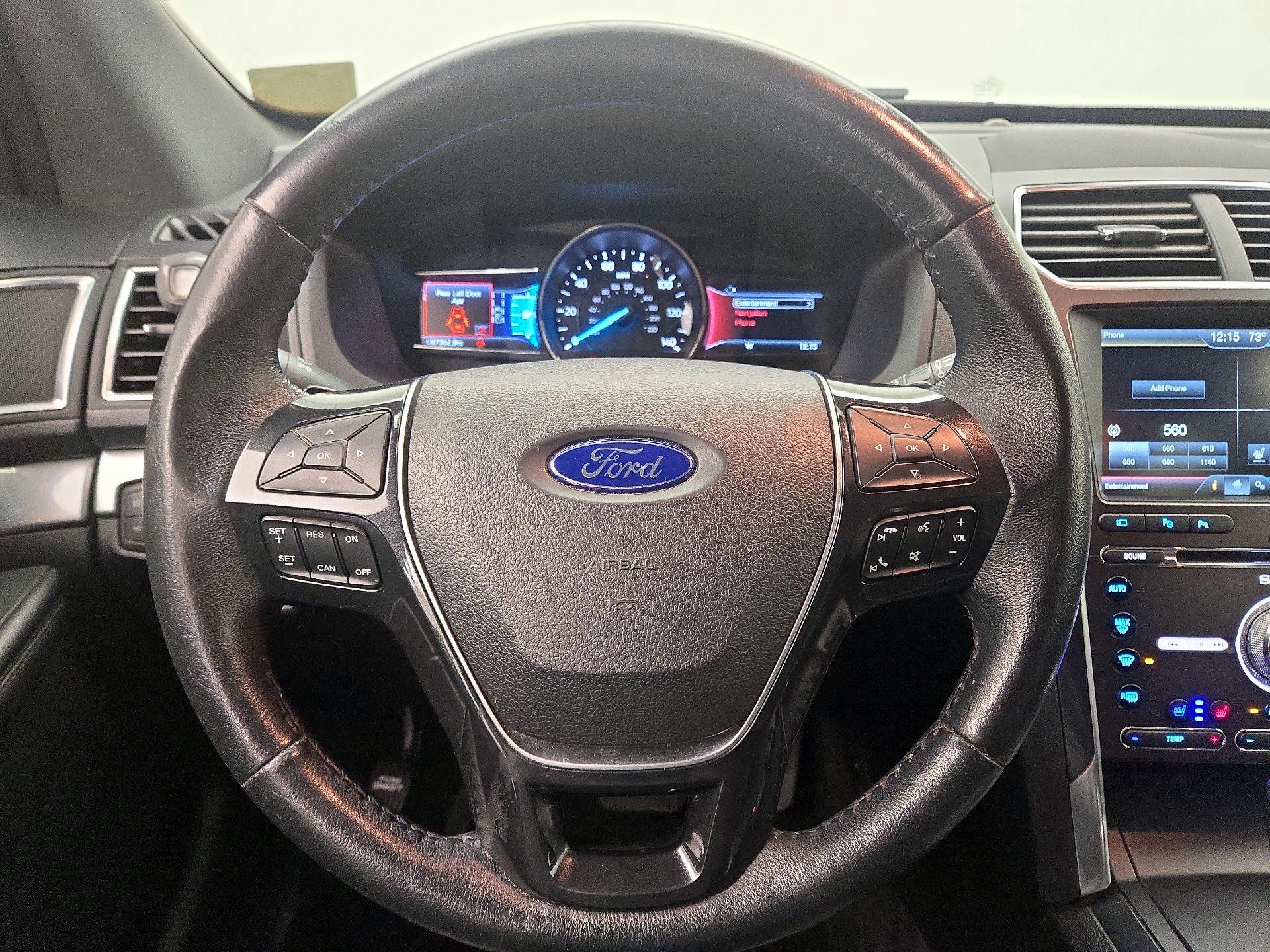 Thumbnail: 2016 Ford Explorer - 10
