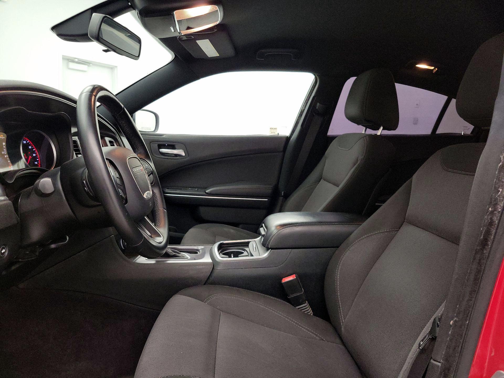 Thumbnail: 2016 Dodge Charger - 11