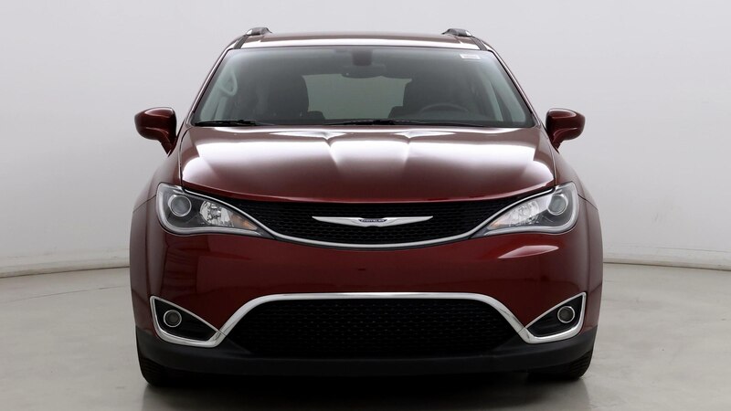 2017 Chrysler Pacifica  5