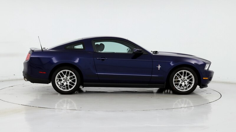 2012 Ford Mustang Premium 7