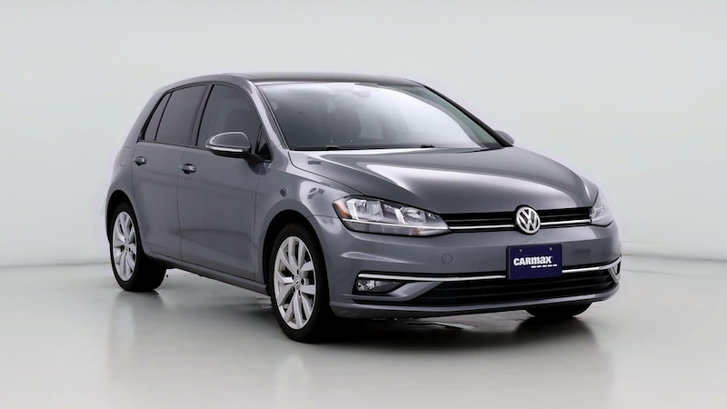 2019 Volkswagen Golf SE Hero Image