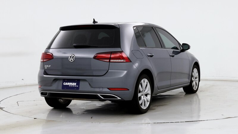 2019 Volkswagen Golf SE 8